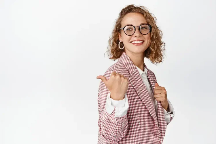 bigstock-Stylish-Female-Entrepreneur-In-441063368